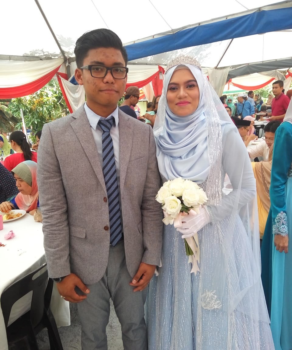 Syarif Jamil (SJ) dan isteri Syamimi Nur Aqila di Majlis Perkahwinan
